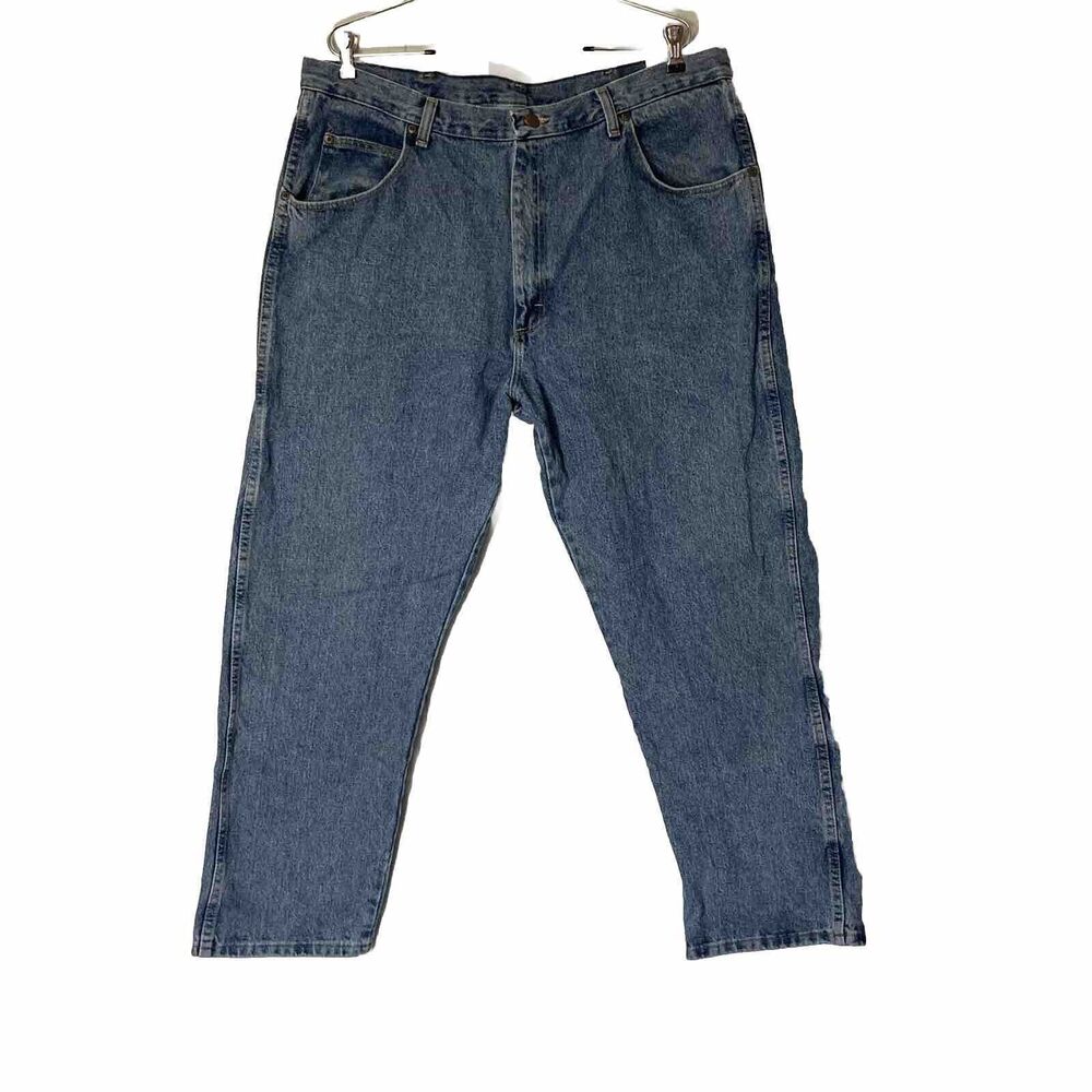 Wrangler Mens Jeans 40 X 30 Straight Leg Mid Rise Medium Wash Relaxed